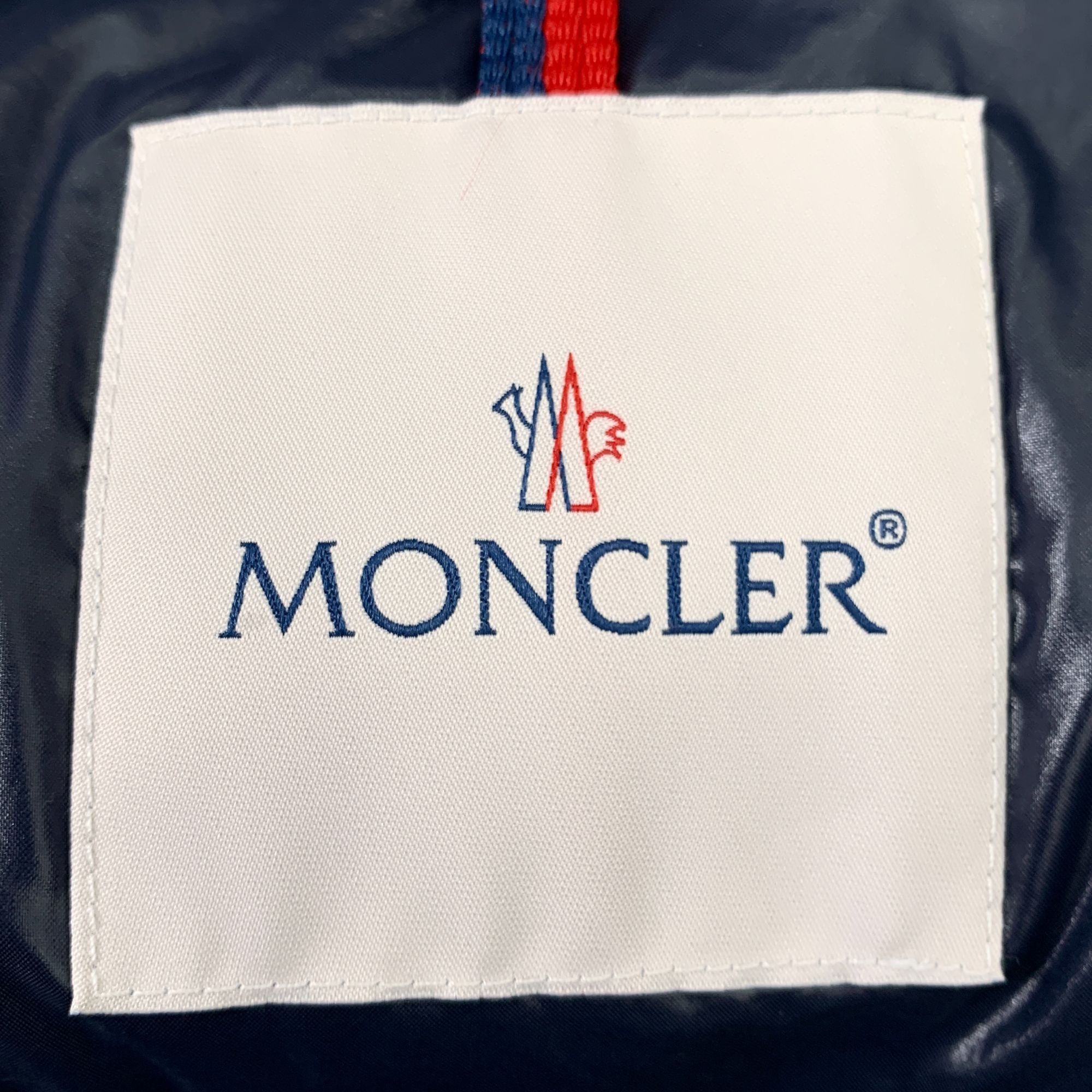 Moncler Moncler Hooded Puffer Jacket Black With Logo Patch & Front Z Size S / US 4 / IT 40 - 6 Thumbnail