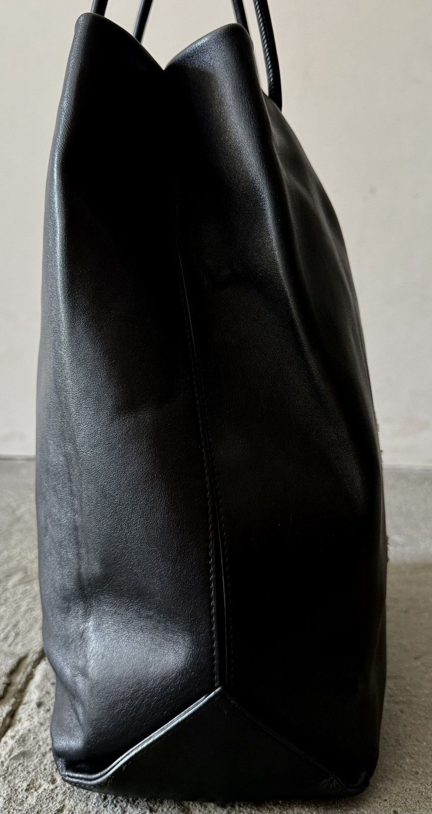 Chanel Chanel - Karl Lagerfeld - SS08 - Lambskin Essential Tote Bag Size ONE SIZE - 4 Thumbnail