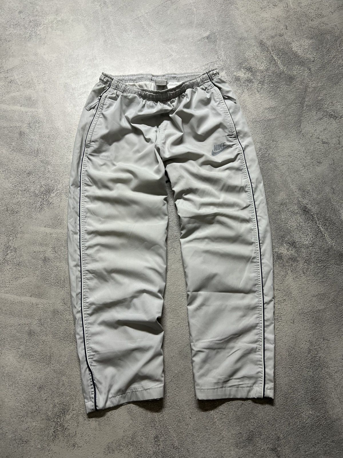 Nike × Vintage Vintage Y2K Nike Nylon Drill Swoosh White Pants 00’s Size US 34 / EU 50 - 1 Thumbnail