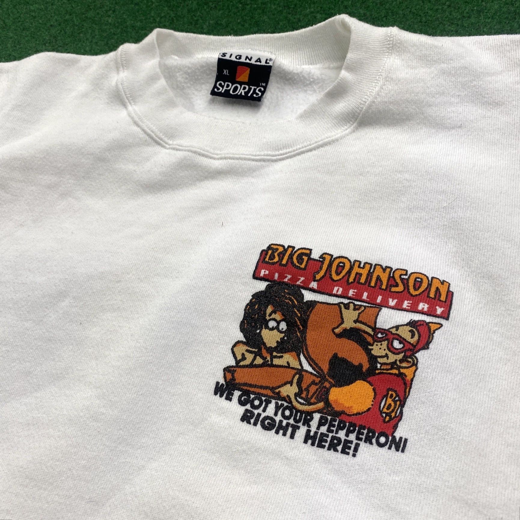 Vintage VINTAGE Unbranded Sweatshirt Mens XL White 90S USA MADE 1993 Big Johnson Logo Graphic Print Pullover Crew Neck Long Sleeve Cotton Microfiber Size US XL / EU 56 / 4 - 4 Thumbnail