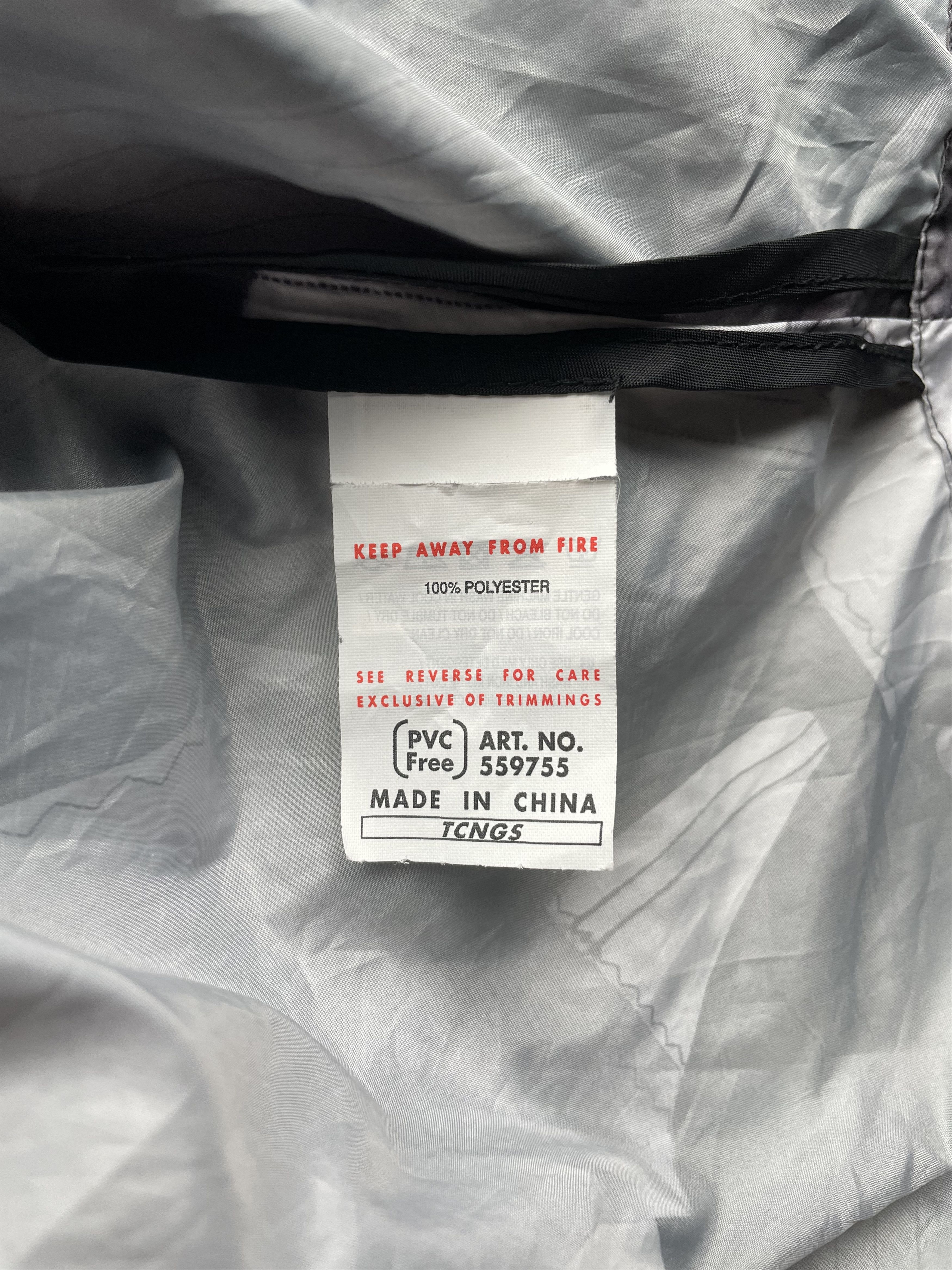 Hussein Chalayan × Puma sample Puma by Hussein Chalayan men's poncho windbreaker Size US M / EU 48-50 / 2 - 4 Thumbnail