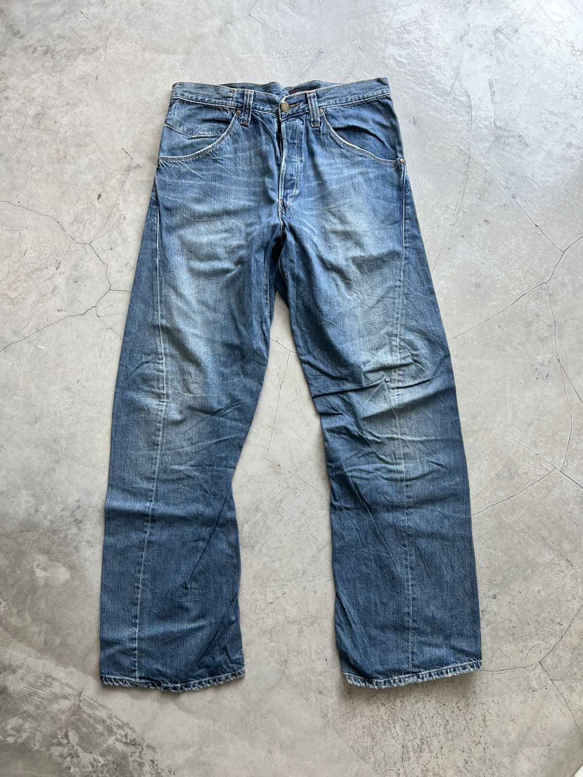 Levis Engineered Jeans Buckle Back Tag W34 Actual 34x34