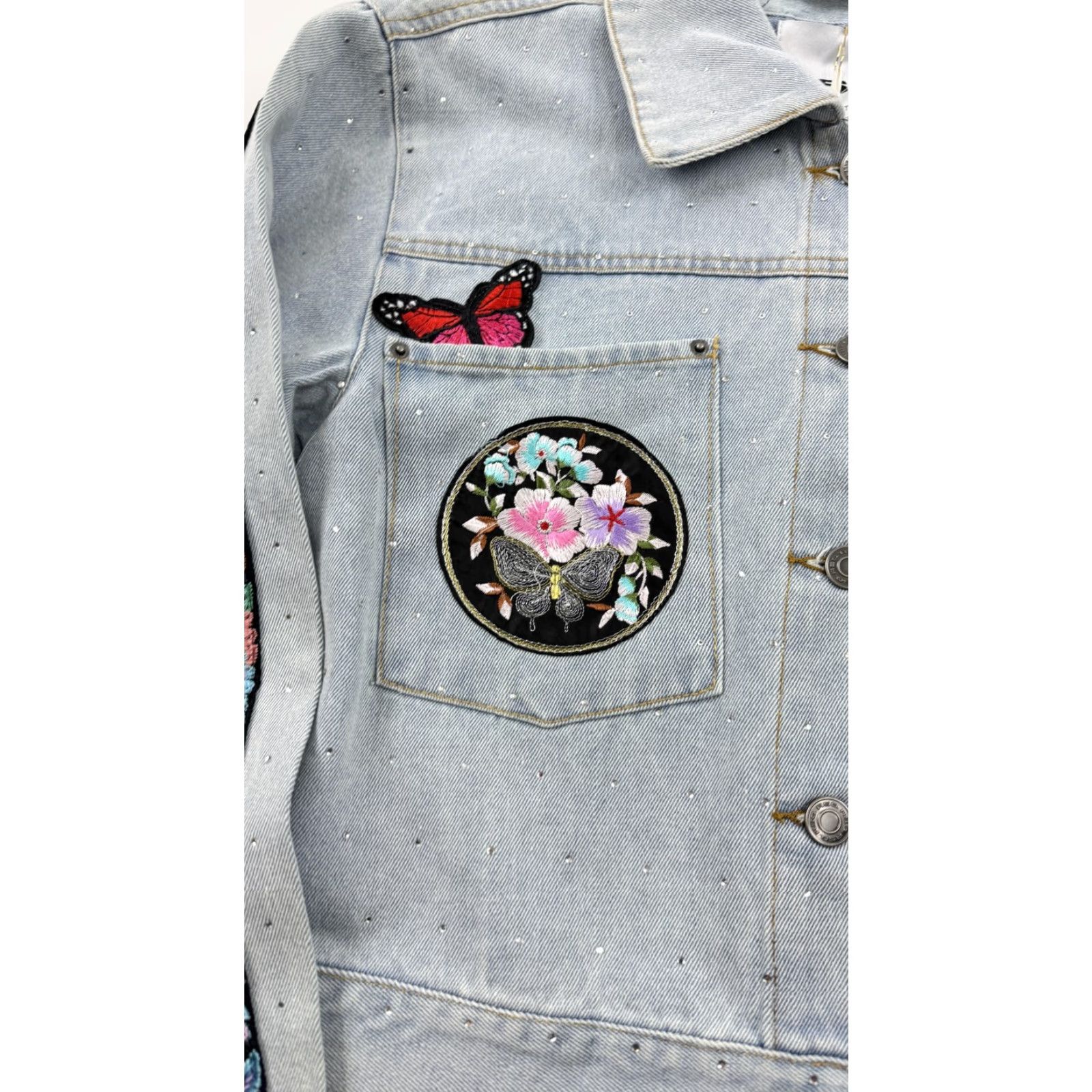 Rsq Veda Soul RSQ Outer Fringe Dream Coat Womens Medium Butterfly Denim Jacket Terrific Beaded Fringe Embroidered Sequin Pockets Size M / US 6-8 / IT 42-44 - 4 Thumbnail