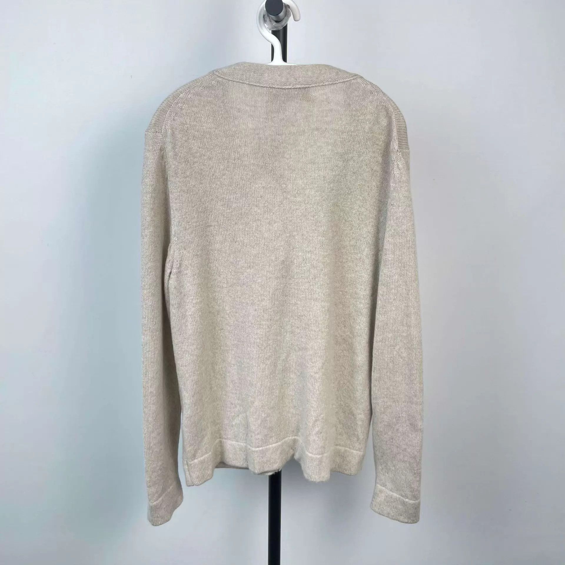 Dior Dior Cashmere Cardigan S Oatmeal Gray NWT S175 Size US S / EU 44-46 / 1 - 2 Thumbnail