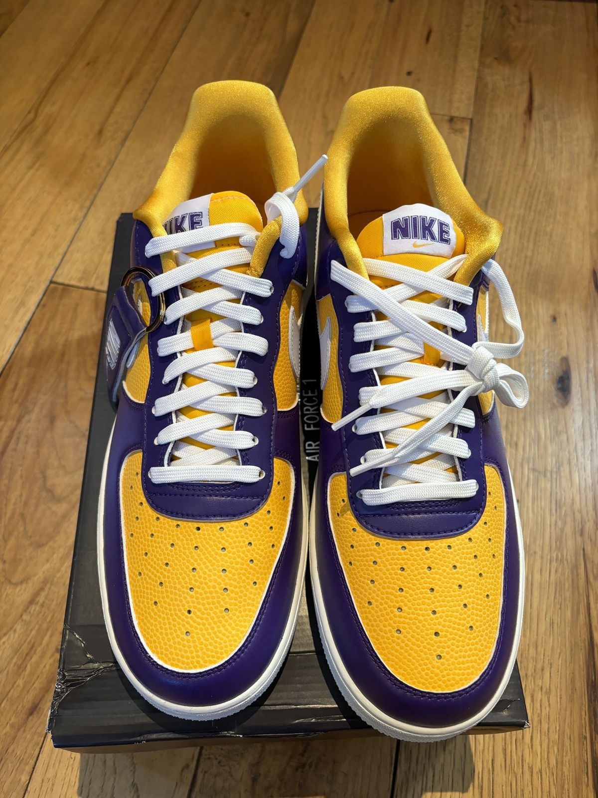 Nike Nike Air Force 1 W SE Lakers LSU Purple Yellow Size US 13 / EU 46 - 2 Thumbnail