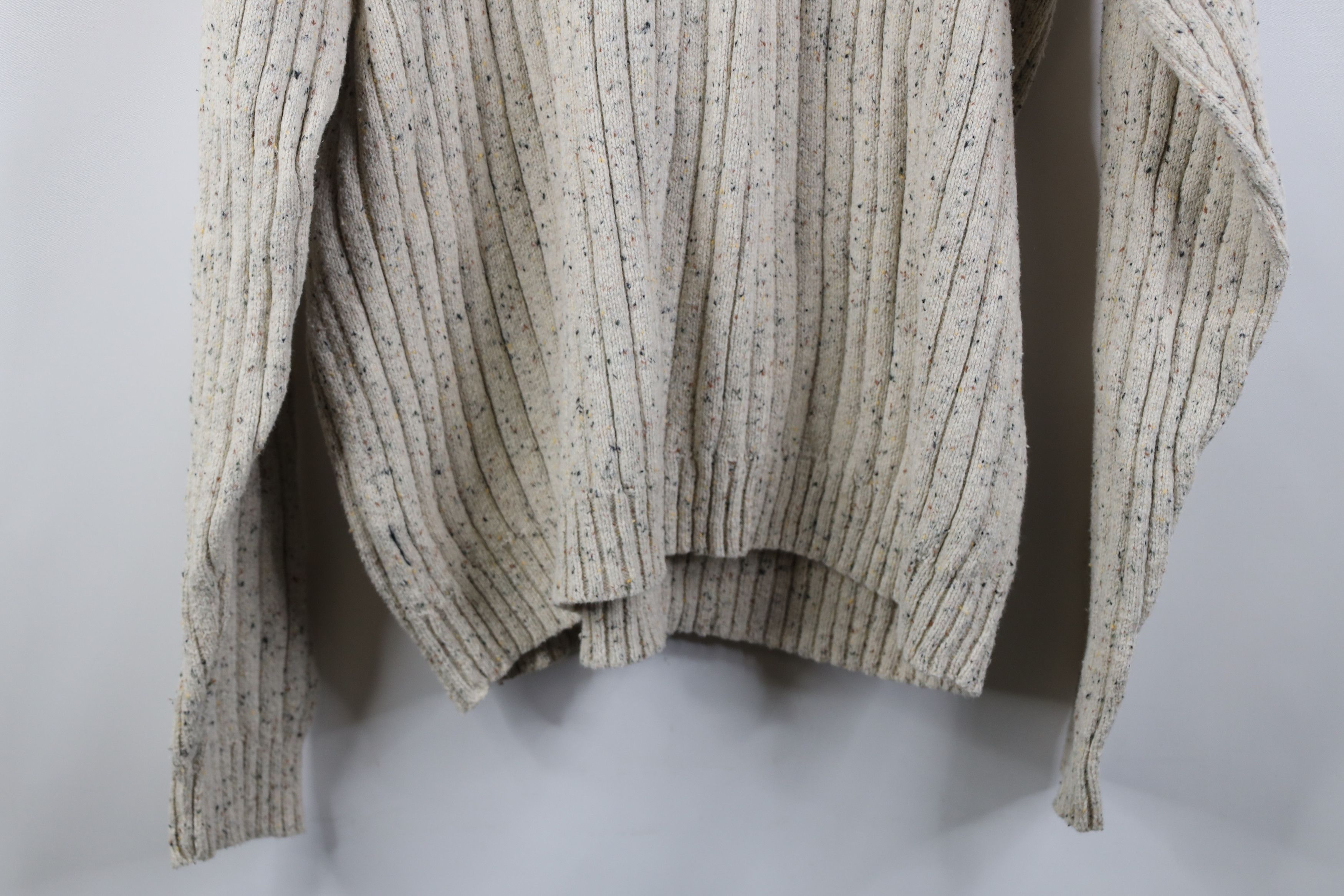 Vintage Vintage 90s Streetwear Fleck Ribbed Knit V-Neck Sweater Size US L / EU 52-54 / 3 - 10 Thumbnail