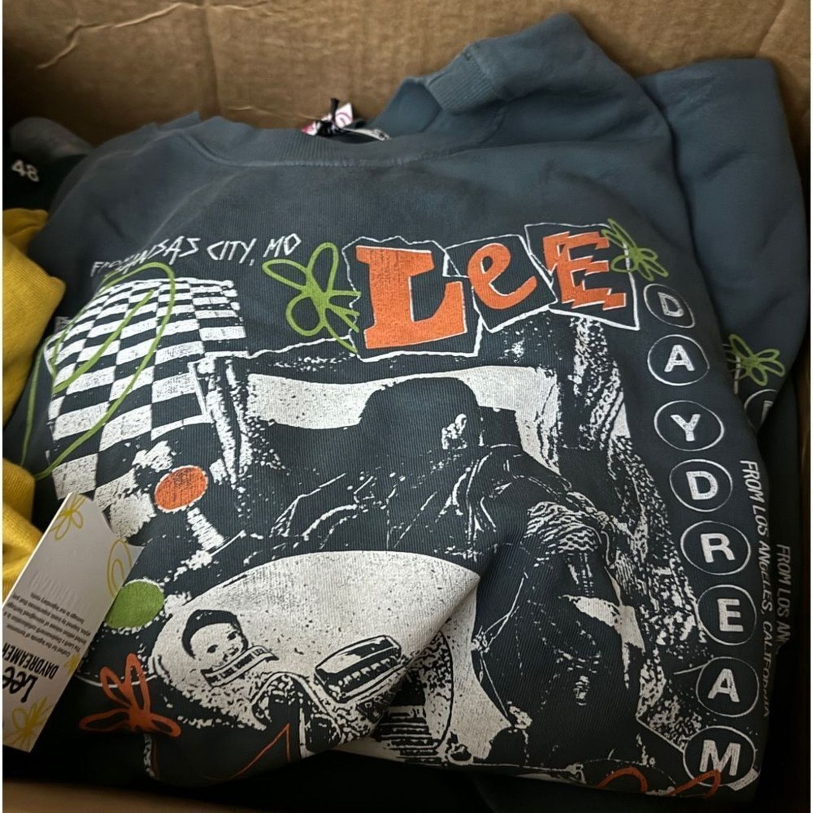 Daydreamer LEE x DAYDREAMER Highest Quality Sound BF Crewneck Size L Size L / US 10 / IT 46 - 9 Thumbnail