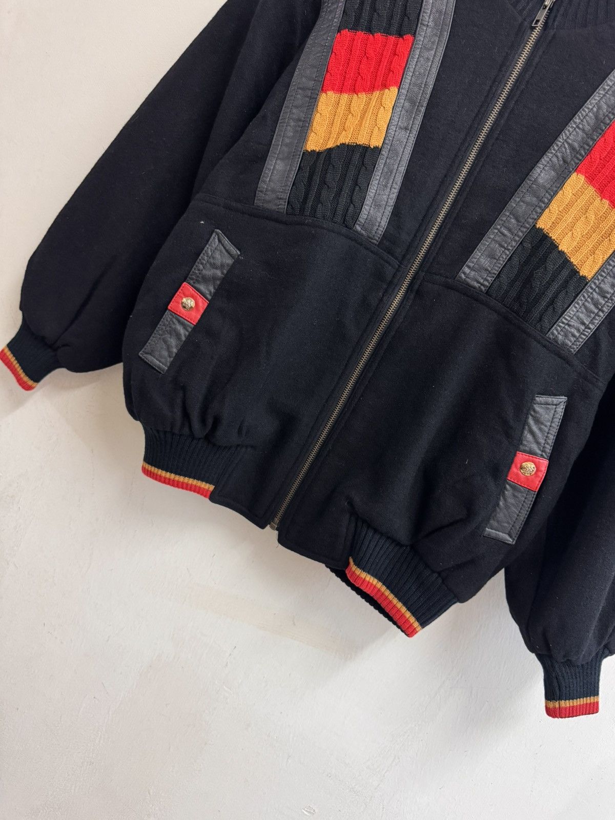 Japanese Brand 80s Guilin Japan AvantGarde WoolLeather Knit Designer Bomber Size US L / EU 52-54 / 3 - 6 Thumbnail