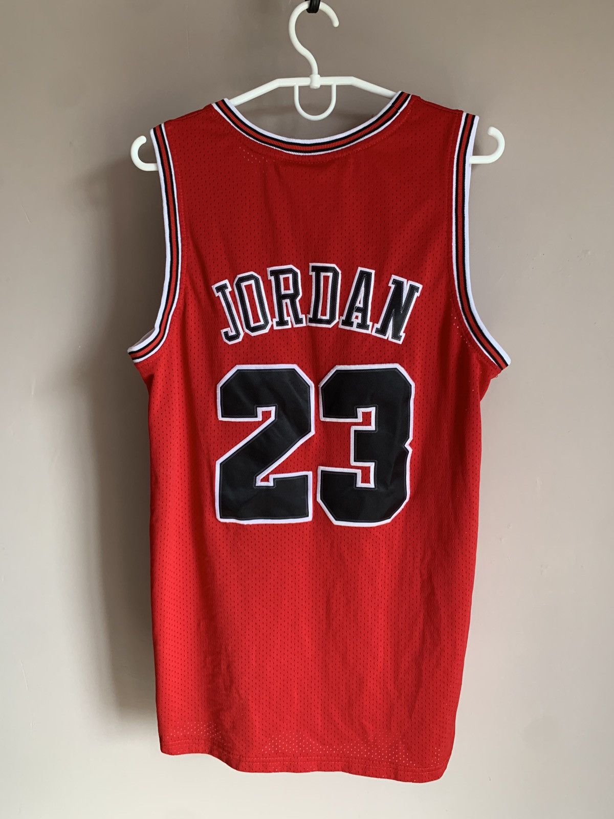 NBA Chicago Bulls Basketball Jersey Hardwood Classics JORDAN #23 Size US M / EU 48-50 / 2 - 2 Thumbnail