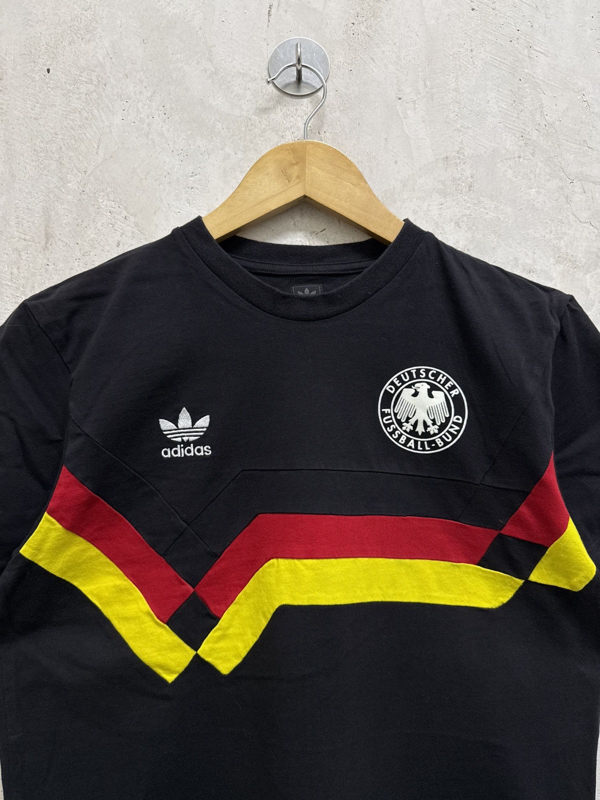 Adidas 2000s Adidas Germany Soccer Tees Size US L / EU 52-54 / 3 - 2 Thumbnail