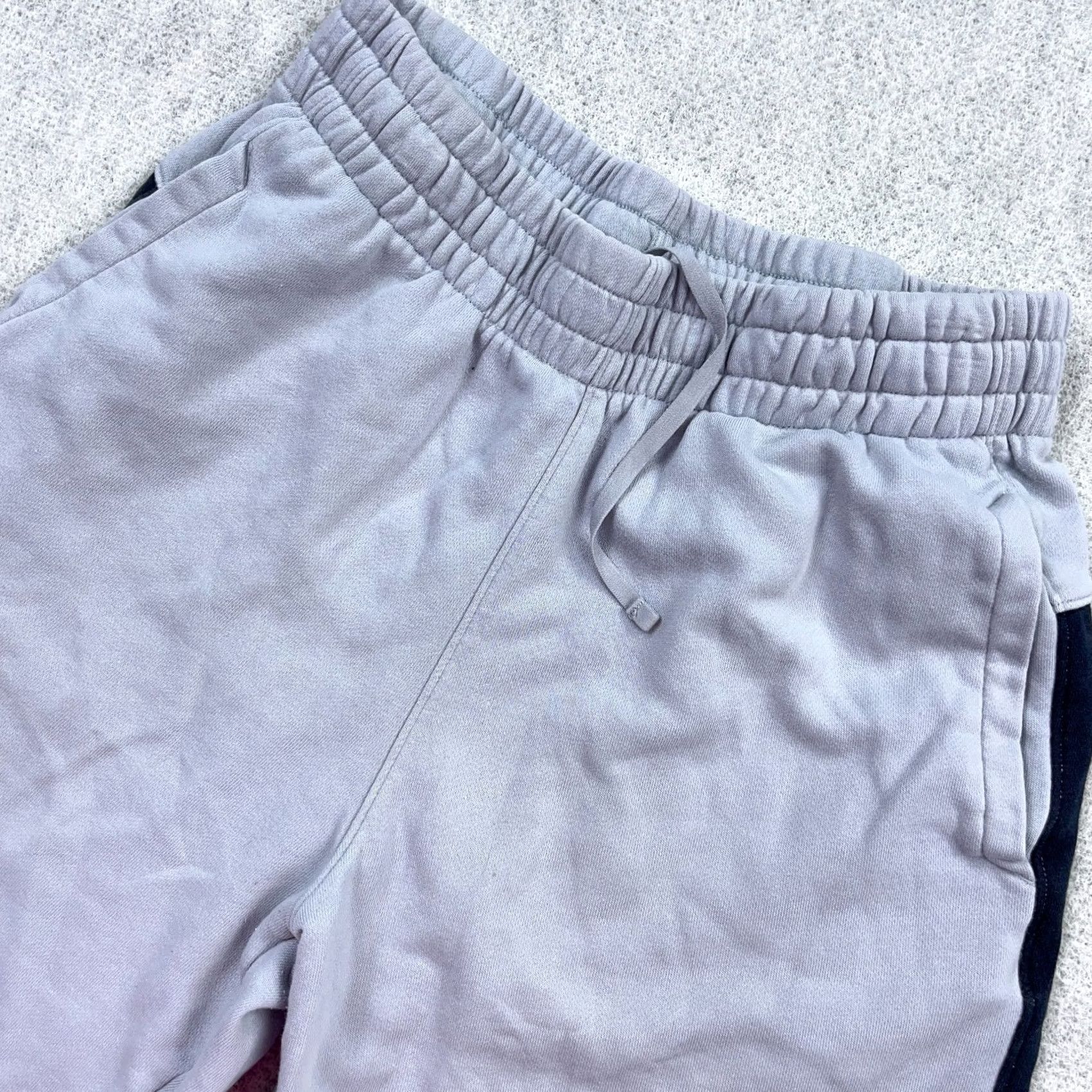 Under Armour Under Armour Sweat Shorts Men Small Gray Fleece Basic Retro Gym Training Size US 29 - 4 Thumbnail