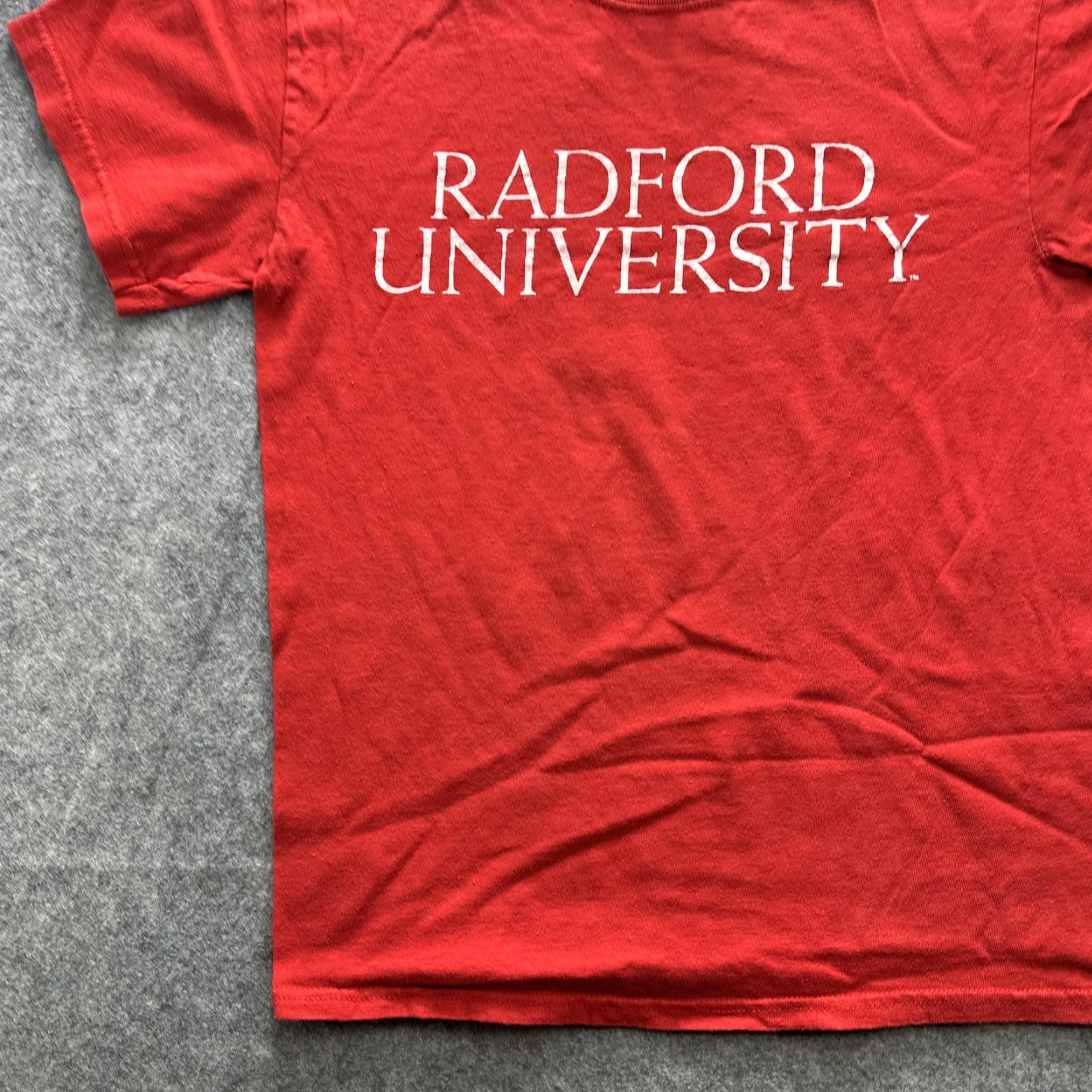Gildan Radford University Shirt Gildan Heavy Cotton Mens Small Red College Tee Size US S / EU 44-46 / 1 - 5 Thumbnail