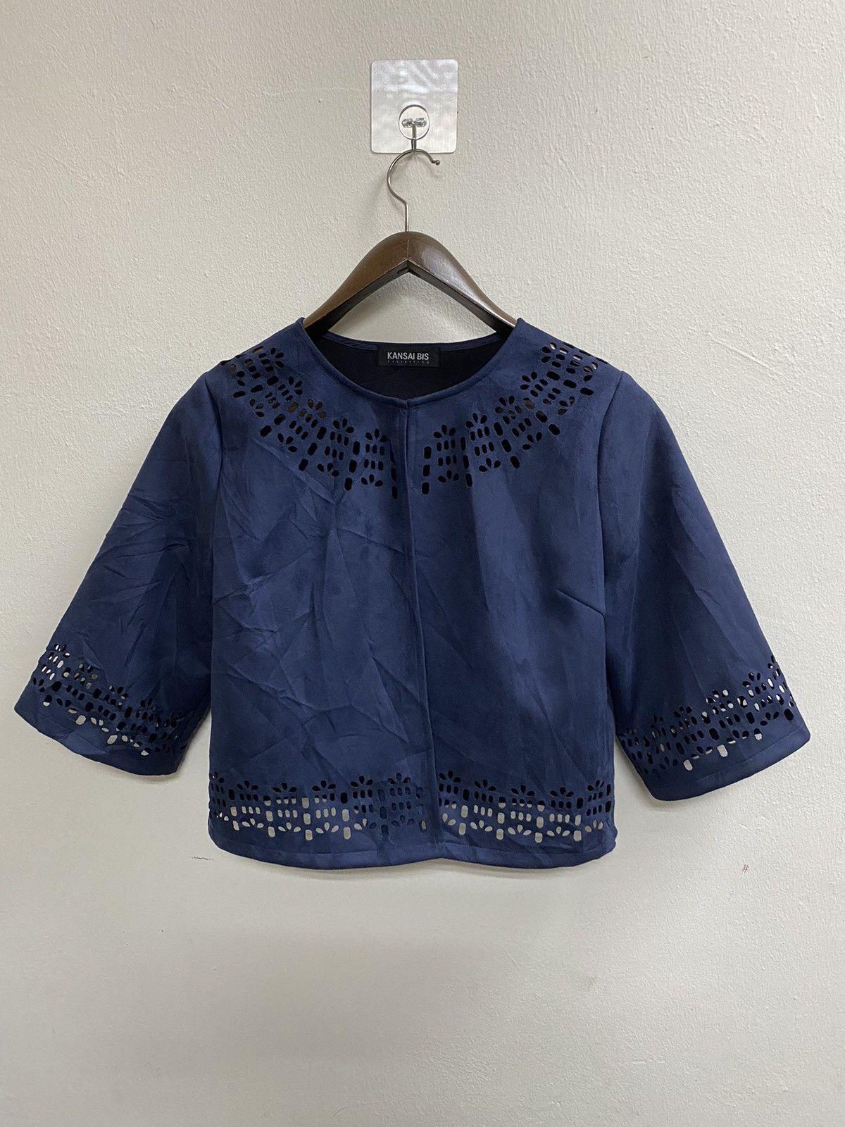 Kansai Yamamoto KANSAI BIS navy blue faux-suede cropped jacket with lasercut Size M / US 6-8 / IT 42-44 - 2 Thumbnail