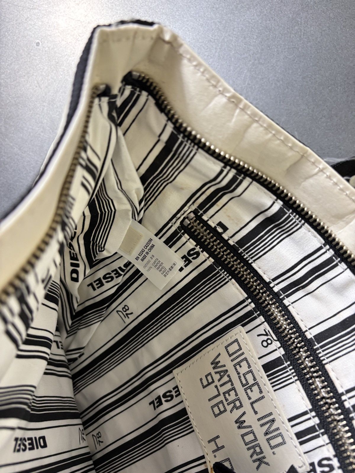 Diesel Diesel Paper Bag Waxed Tote Bag Y2K Crinkle Texture Purse Size ONE SIZE - 7 Thumbnail
