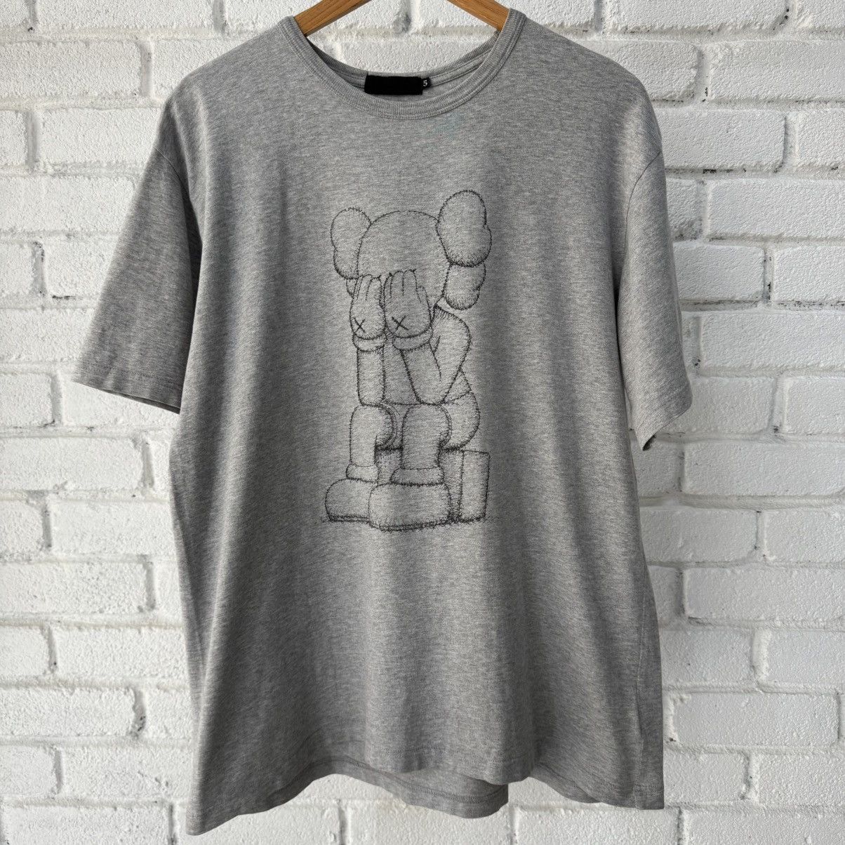 Kaws × Medicom Toy × Original Fake Original Fake Kaws Tee Size US XL / EU 56 / 4 - 1 Thumbnail