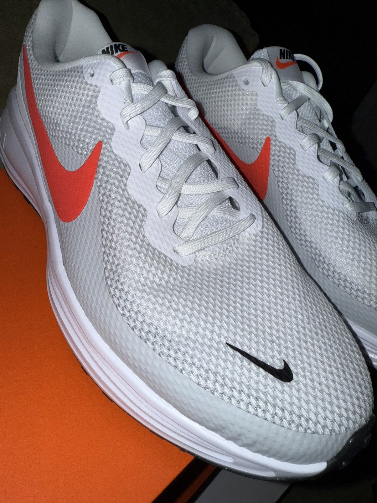 Nike Nike Revolution 8 Wide sz14 New in OG Box! White/Crimson Red Size US 14 / EU 47 - 14 Thumbnail