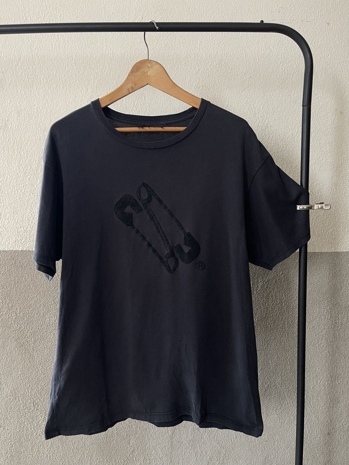 Undercover AW01 Undercover Safety Pin Size US L / EU 52-54 / 3 - 1 Thumbnail