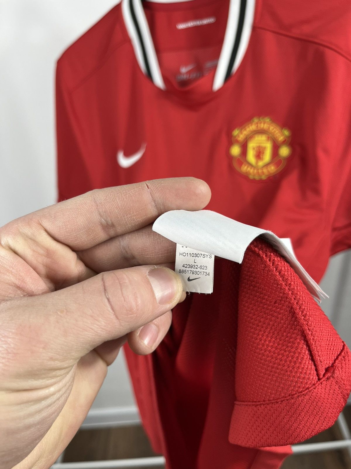 Nike Manchester United Nike Home Jersey 2011 Red AON Dri Fit Size US L / EU 52-54 / 3 - 9 Thumbnail