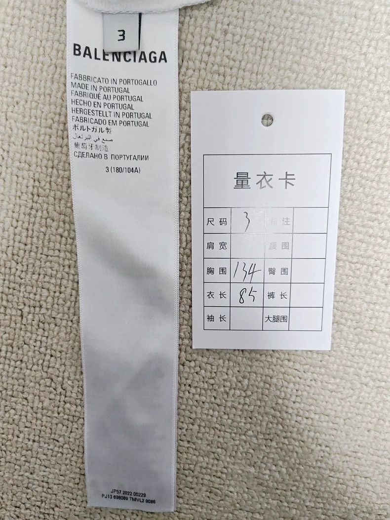 Balenciaga Balenciaga size 3 Co-branded WFP Second Generation Fake Two Size US M / EU 48-50 / 2 - 6 Thumbnail