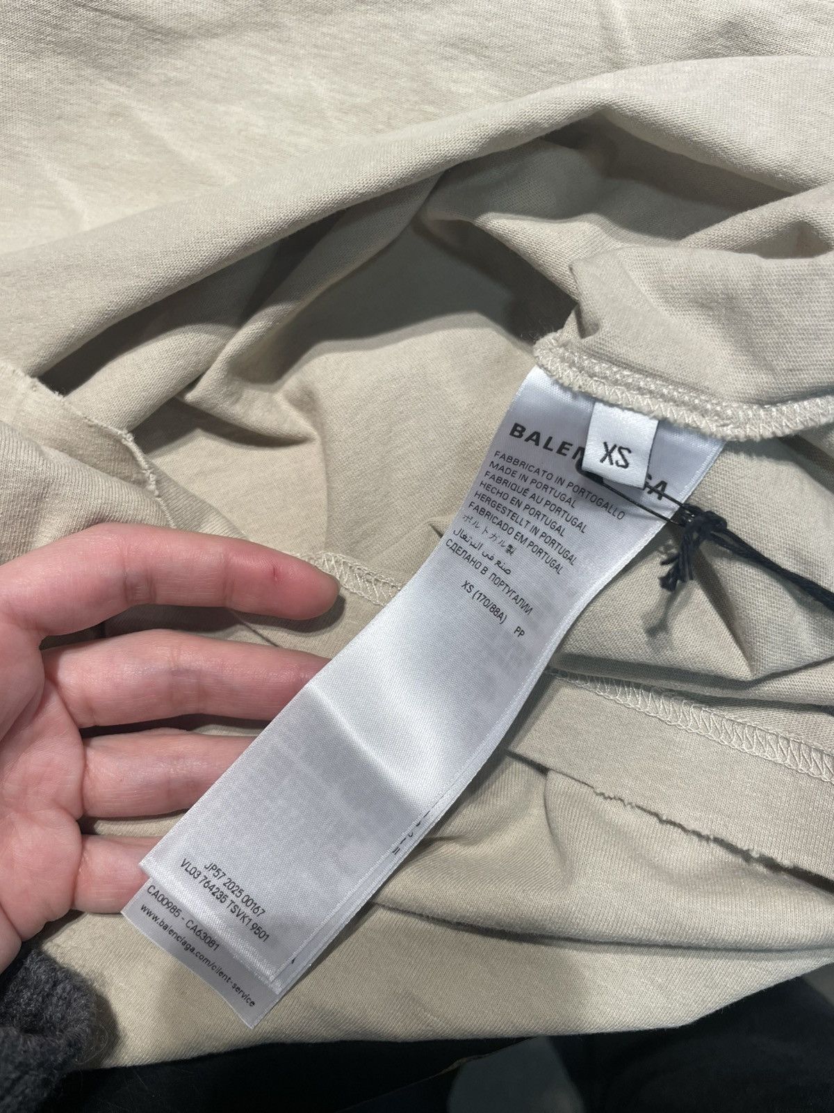 Balenciaga Oversized tape logo t-shirt Size US XS / EU 42 / 0 - 5 Thumbnail