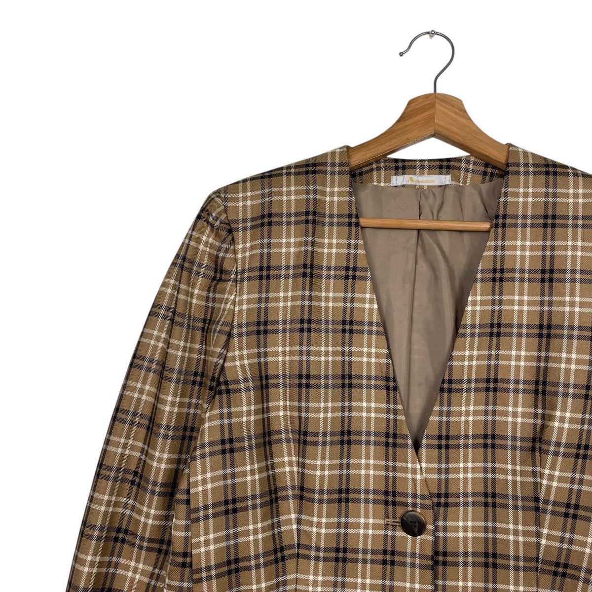 Aquascutum Aquascutum Tartan Crop Jacket Size M / US 6-8 / IT 42-44 - 6 Thumbnail