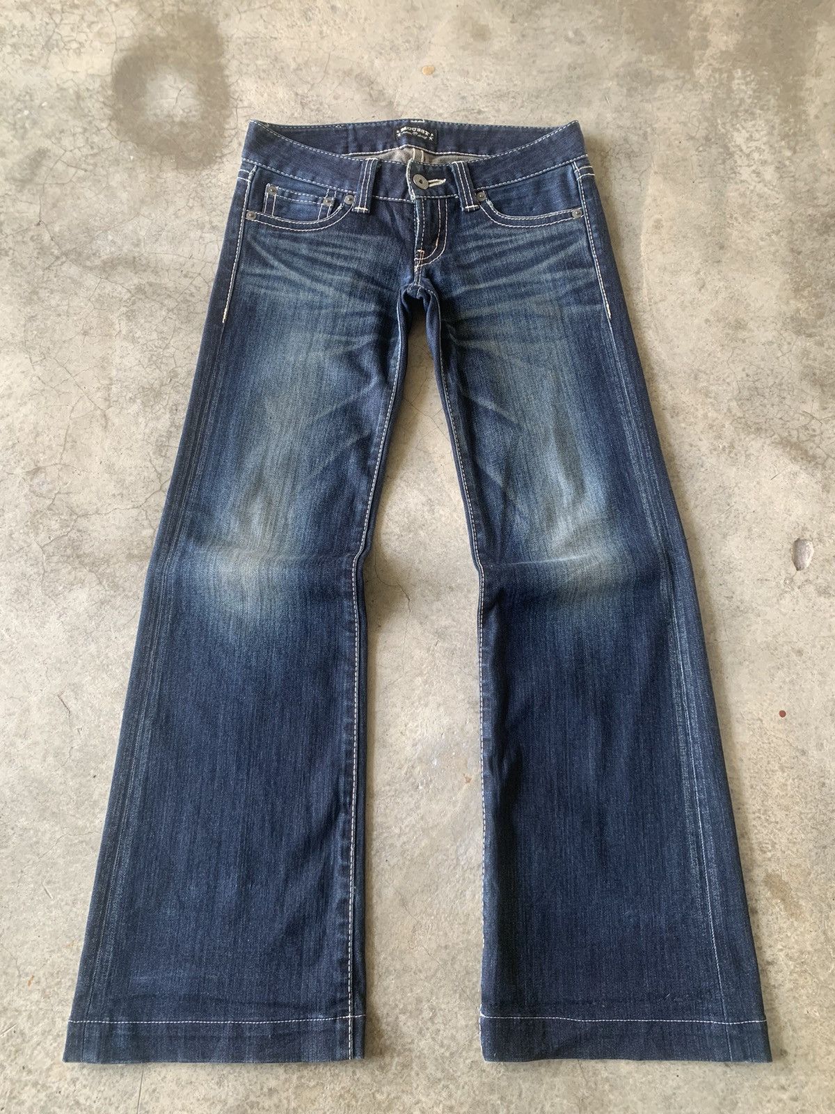 Moussy Super Flared Low Rise Jeans