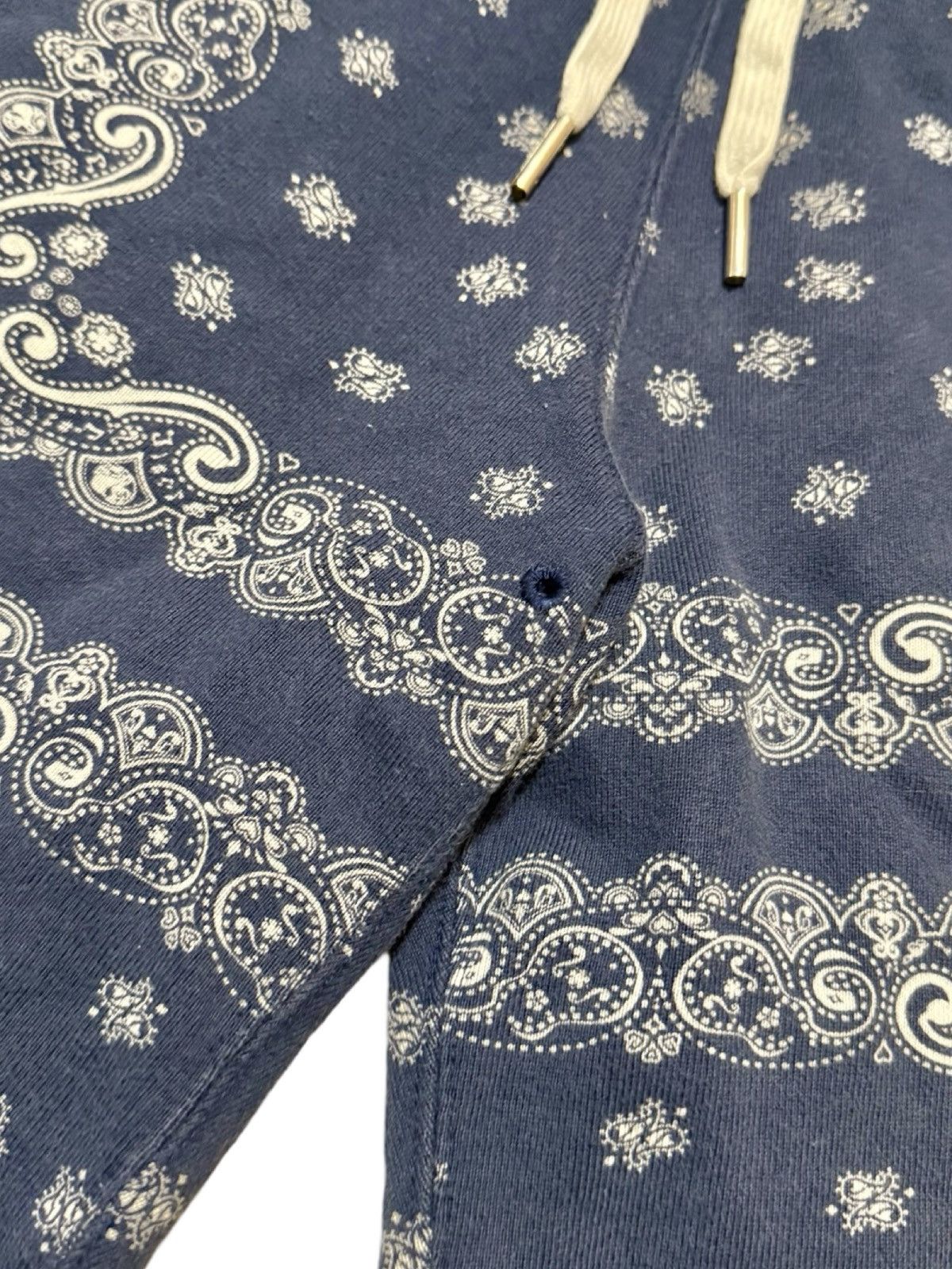 Number (N)ine Raw Hem Paisley Shorts Size US 32 / EU 48 - 4 Thumbnail