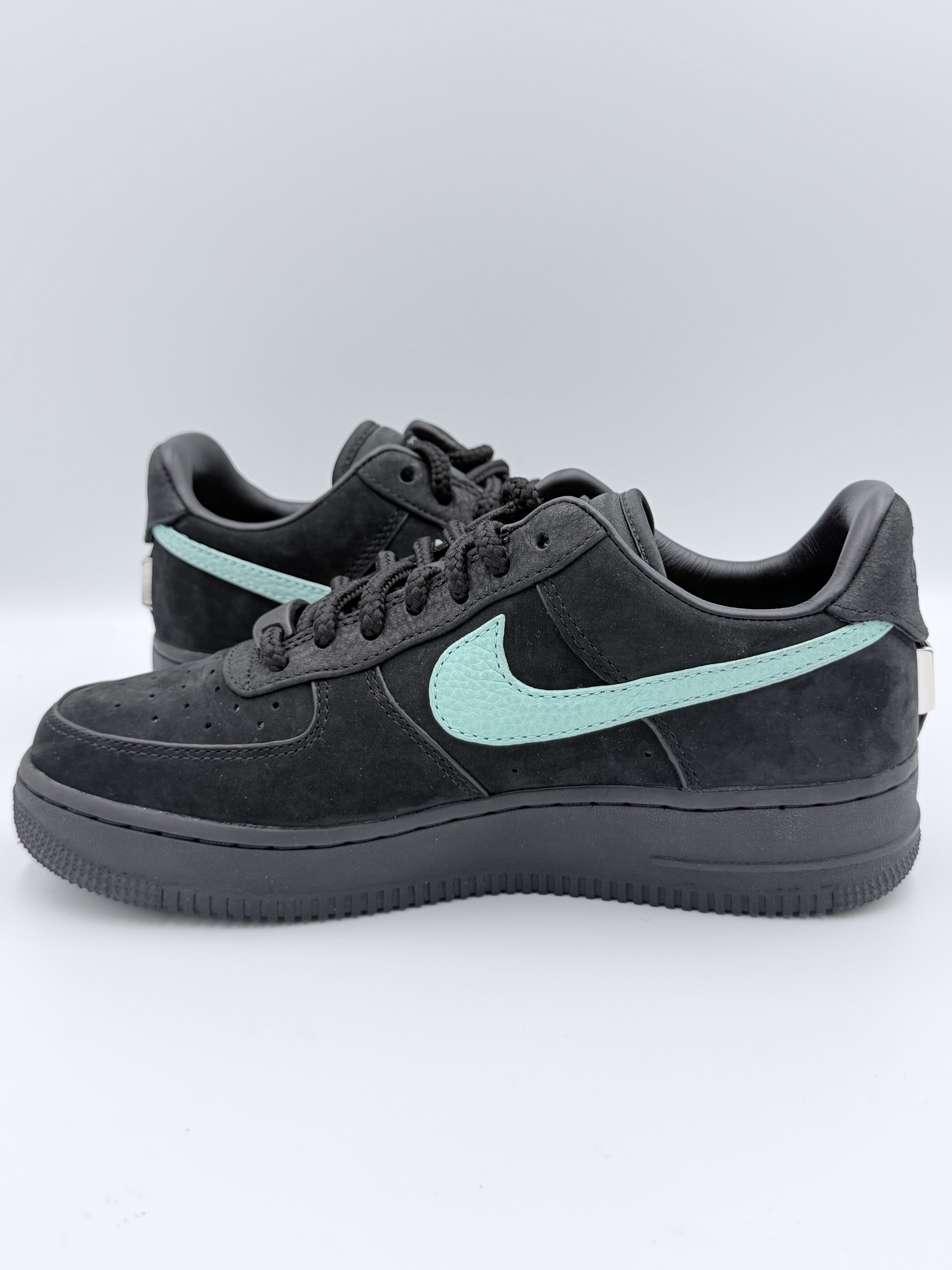 Nike × Tiffany & Co. Tiffany & Co. Nike Air Force 1 Low 1837 Black Blue Size US 6 / EU 39 - 6 Thumbnail