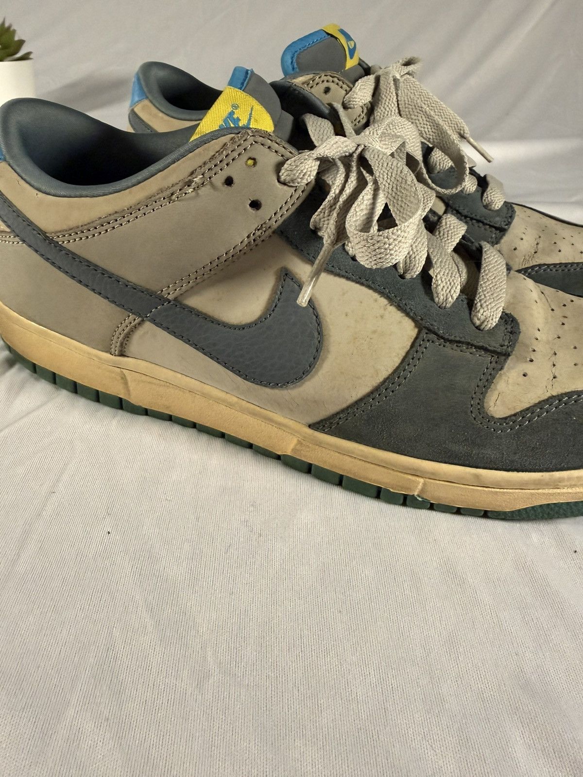 Nike 2008 Nike Dunk Low NYX Blue / Yellow / Grey Size 10 Pavement Size US 10 / EU 43 - 2 Thumbnail