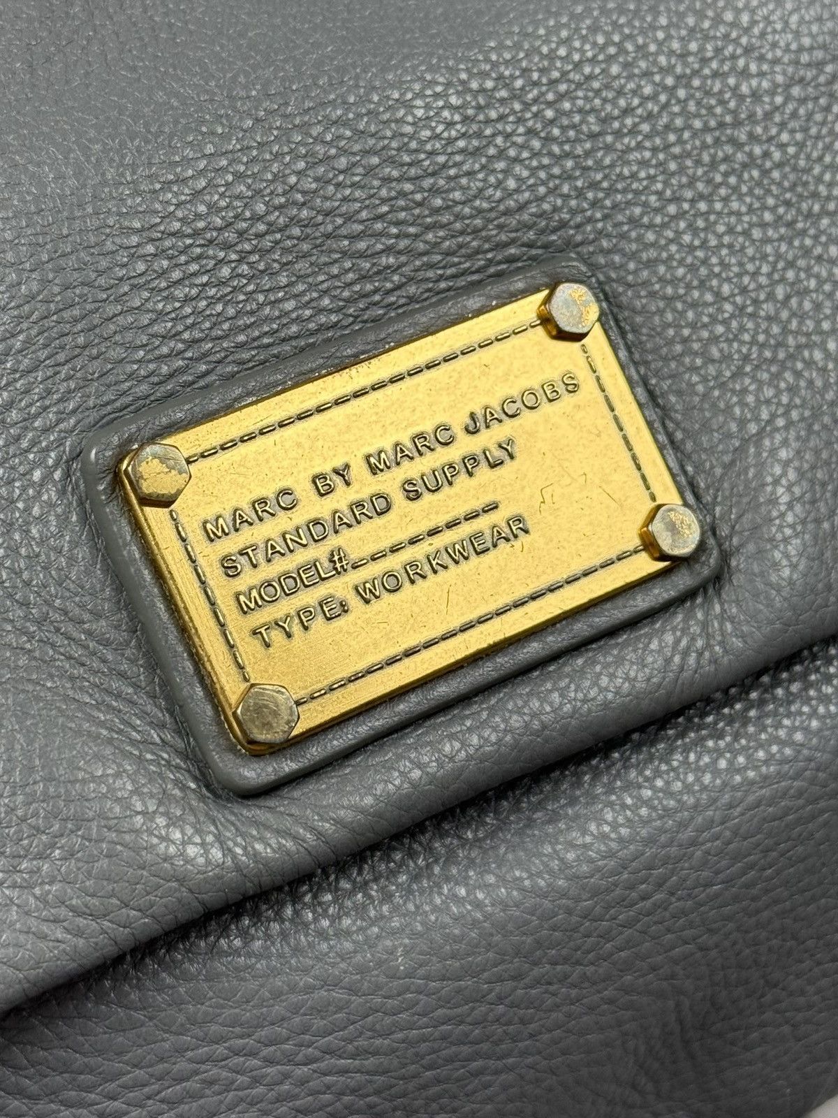 Marc by Marc Jacobs Marc By Marc Jacobs Grey Leather Crossbody Shoulder Bag y2k Size ONE SIZE - 13 Thumbnail