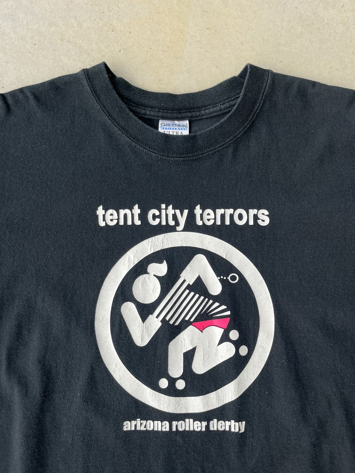 Vintage Vintage Y2K Tent City Terrors Funny Homeless Shelter T-Shirt Size US L / EU 52-54 / 3 - 3 Thumbnail