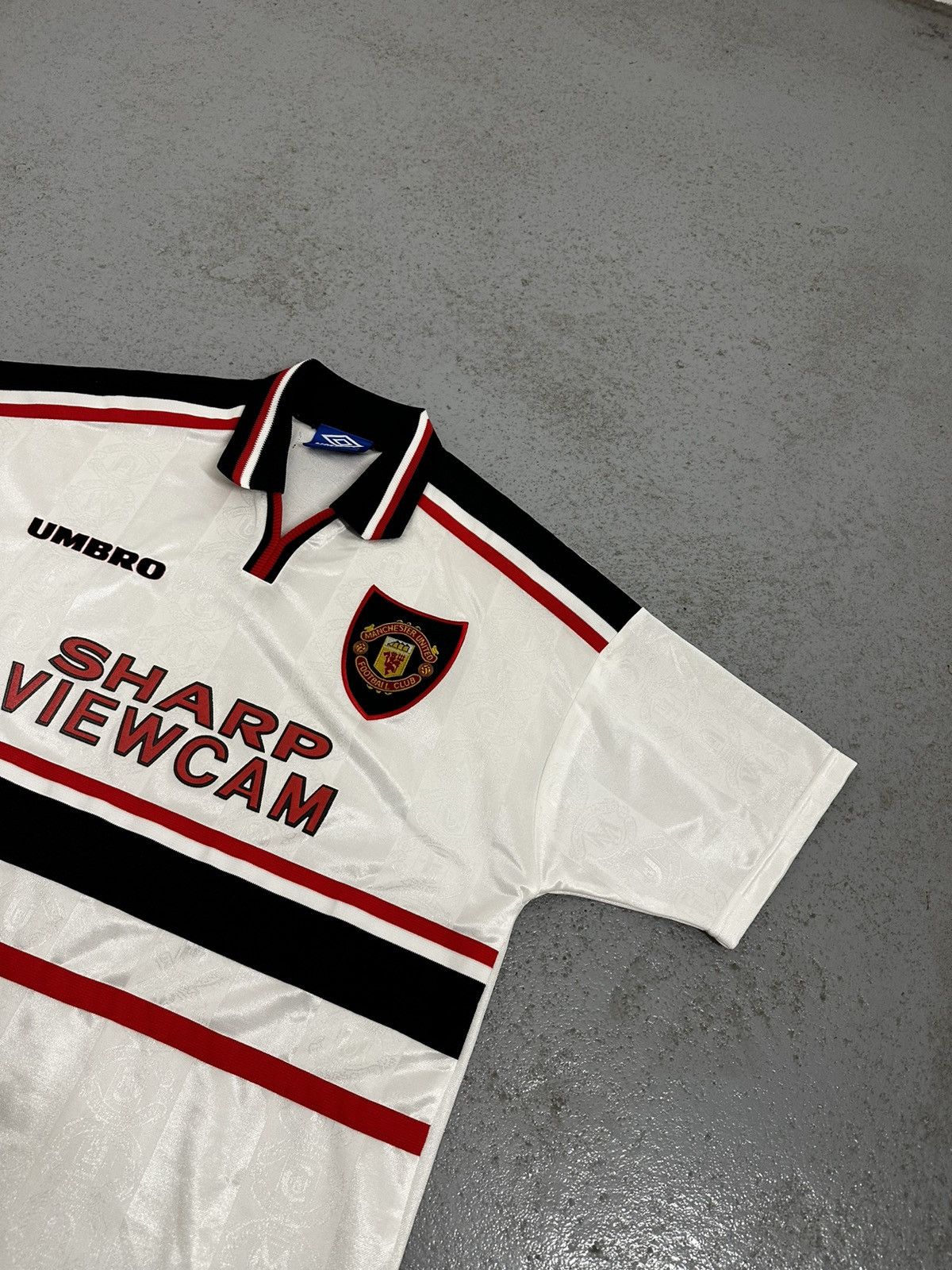 Umbro Vintage 1997/99 Umbro Manchester United Away Soccer Jersey Size US L / EU 52-54 / 3 - 3 Thumbnail