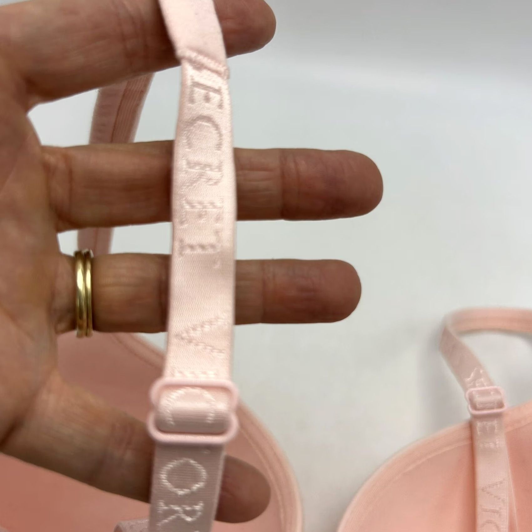 Victoria's Secret Victoria's Secret Pink Lace Lined Demi Bra 34D Adjustable Feminine Coquet Size ONE SIZE - 7 Thumbnail