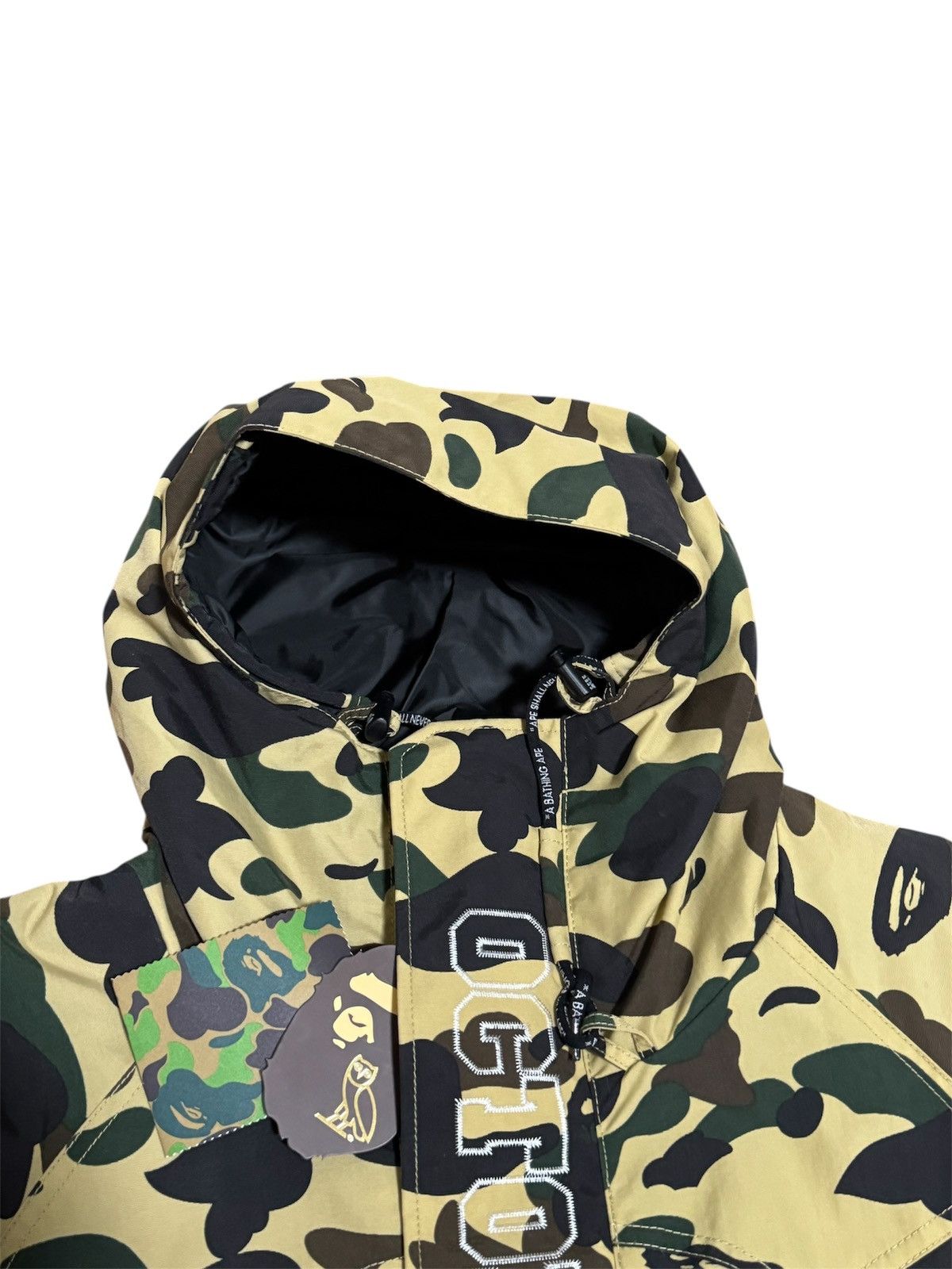 Bape × October's Very Own 🔥BAPE x OVO 1st Camo Mountain Windbreaker Jacket/Windrunner Size US L / EU 52-54 / 3 - 7 Thumbnail