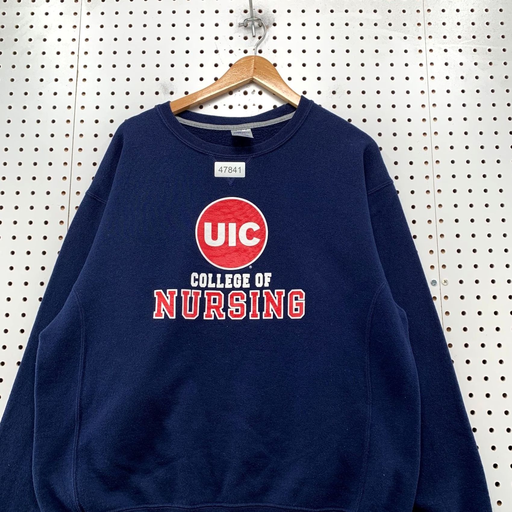 Russell Athletic VINTAGE Russell Athletic UIC College Nursing Sweatshirt Mens L Navy Blue Fleece Crewneck Size US L / EU 52-54 / 3 - 4 Thumbnail