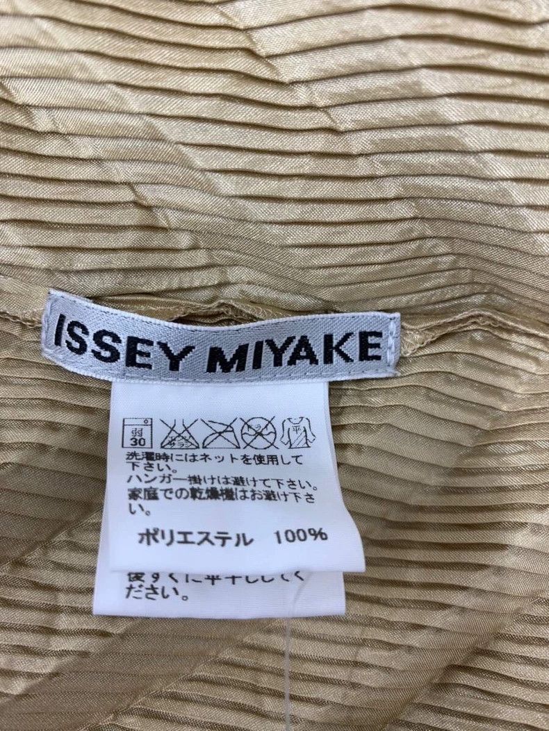 Issey Miyake Issey Miyake size:2 Champagne gold steam jacket Size M / US 6-8 / IT 42-44 - 4 Thumbnail