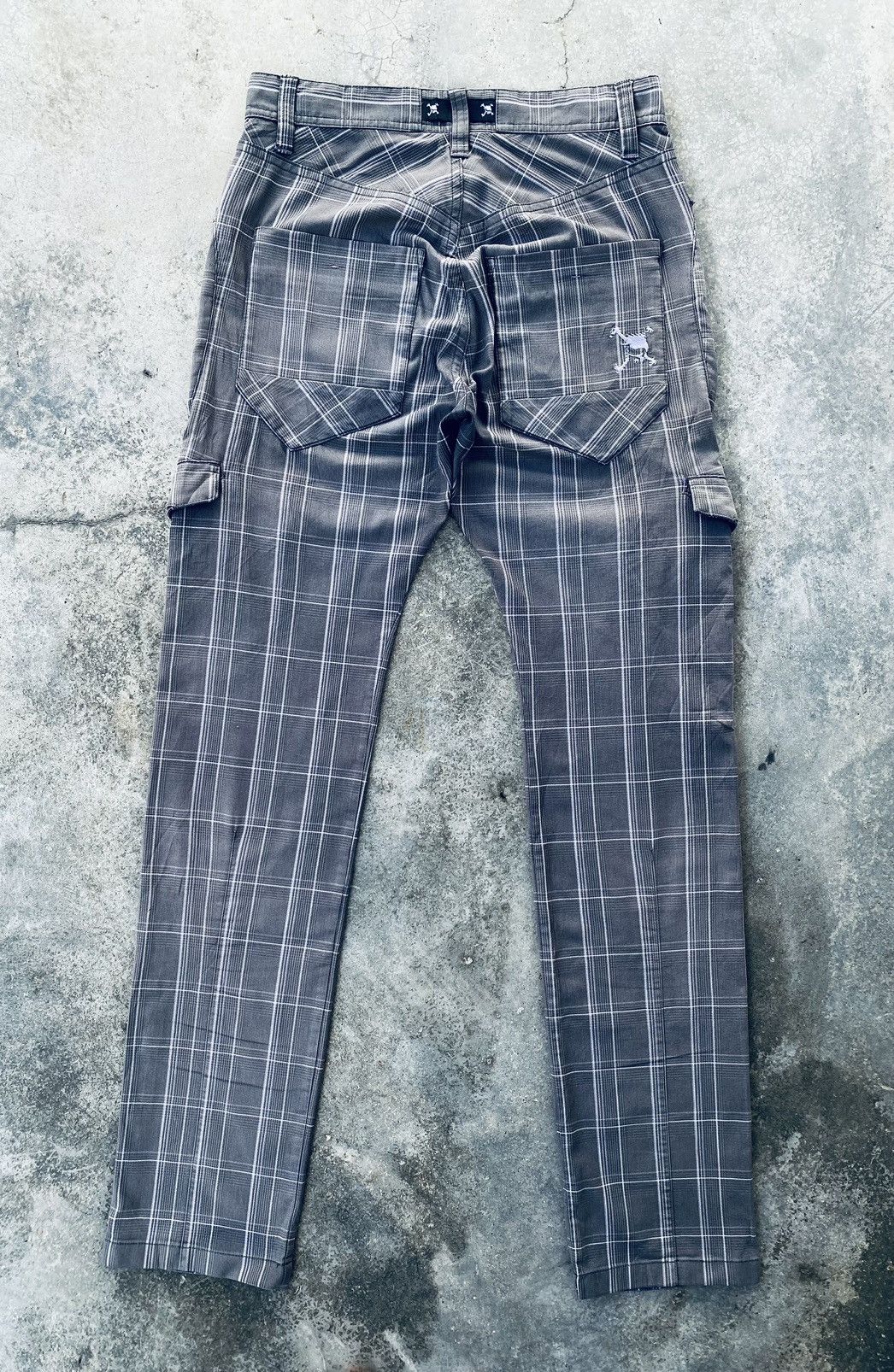 Oakley Vintage Oakley Plaid Cargo Pants Distressed Size 30" / US 8 / IT 44 - 2 Thumbnail
