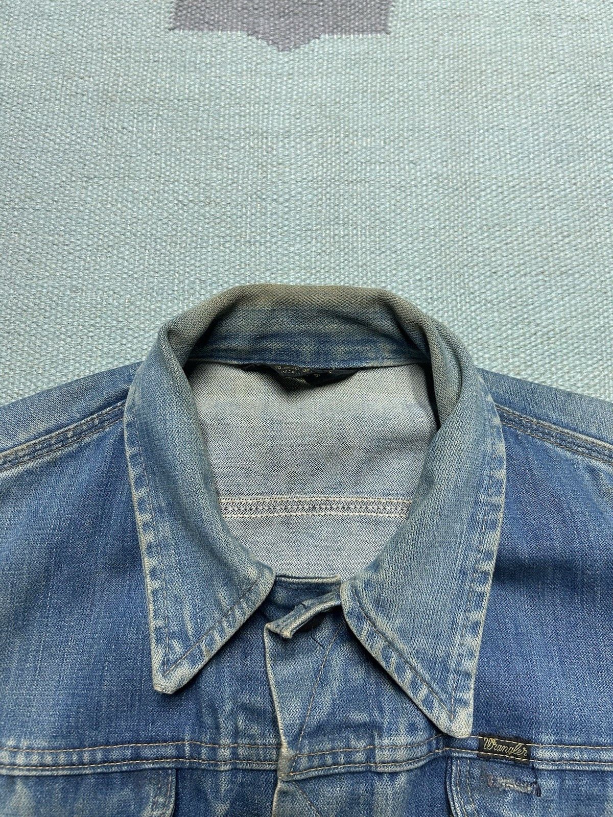 Vintage Vtg 70 wrangler no fault denim jacket farm faded workwear 42 Size US L / EU 52-54 / 3 - 6 Thumbnail