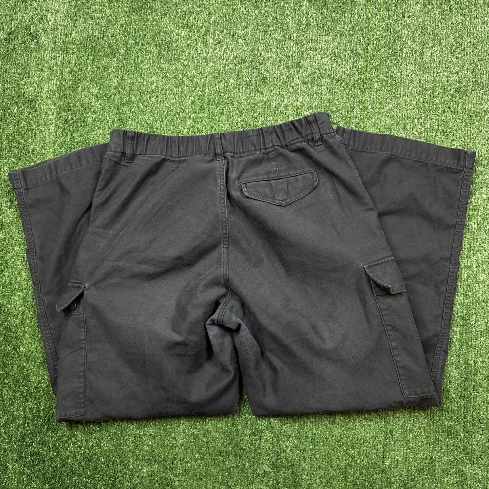 Uniqlo Uniqlo Cargo Pants Women's Size M 31 x 28 Black Lightweight Utility Gorpcore Size 32" / US 10 / IT 46 - 5 Thumbnail