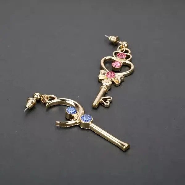 Jewelry Fujisaki x Kudou key moon heart earrings Size ONE SIZE - 2 Thumbnail