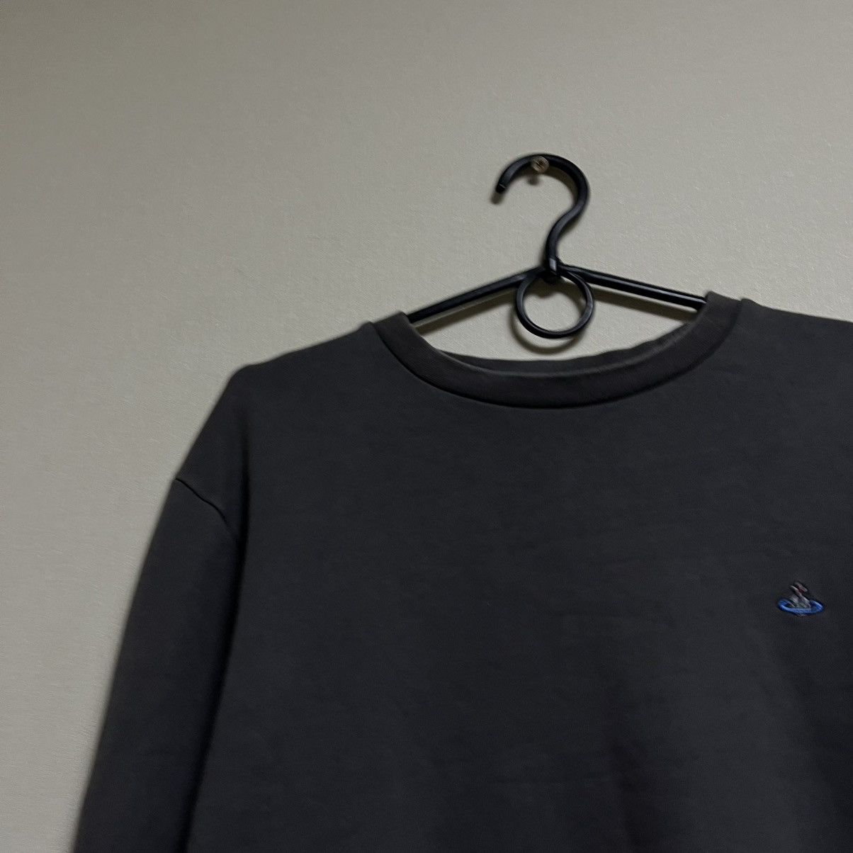 Vivienne Westwood Vivienne Westwood sweater luxury size M Size US M / EU 48-50 / 2 - 3 Thumbnail