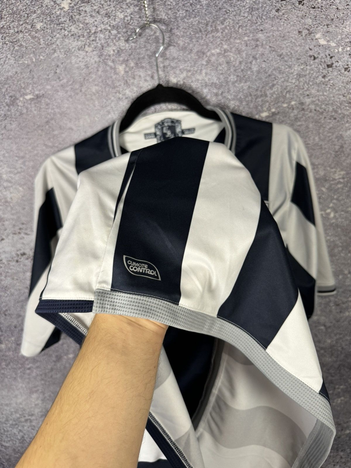 Umbro × Vintage Vintage West Bromwich Albion 2009/10 Umbro Jersey Blokcore M Size US M / EU 48-50 / 2 - 9 Thumbnail