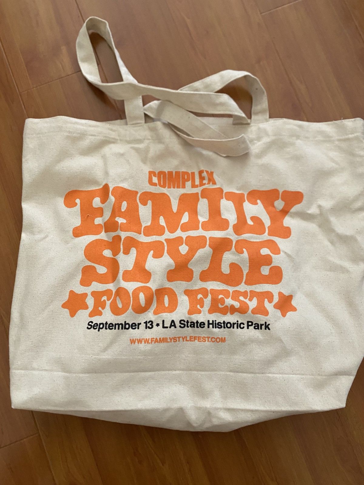 Verdy Verdy Complex Family Style VIP Food Fest Tote Bag Size ONE SIZE - 2 Thumbnail