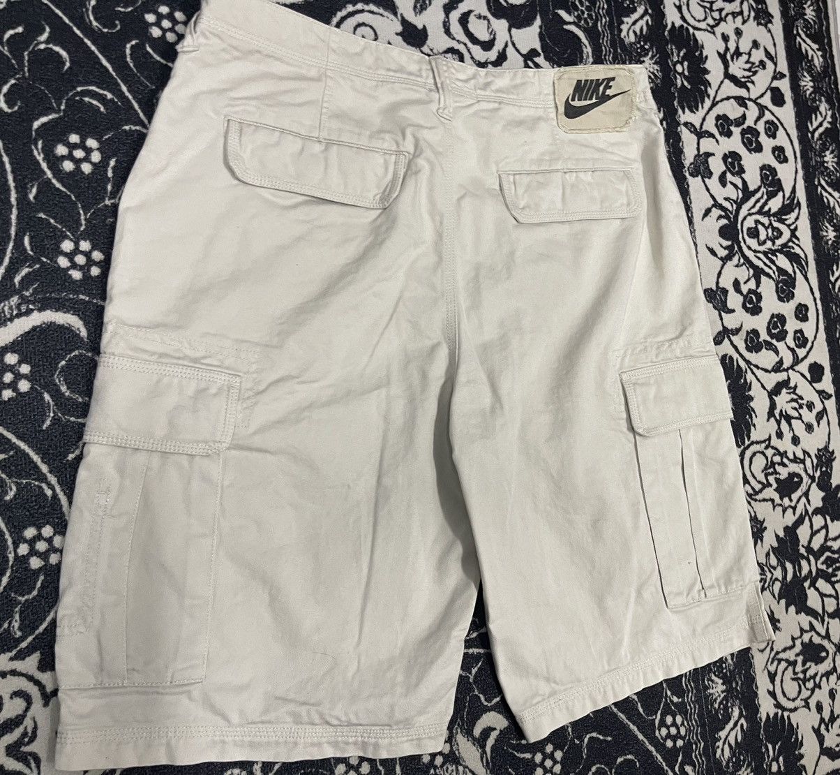 Nike VINTAGE OG NIKE SHORT PANT CARGO RARE Size US 32 / EU 48 - 17 Thumbnail
