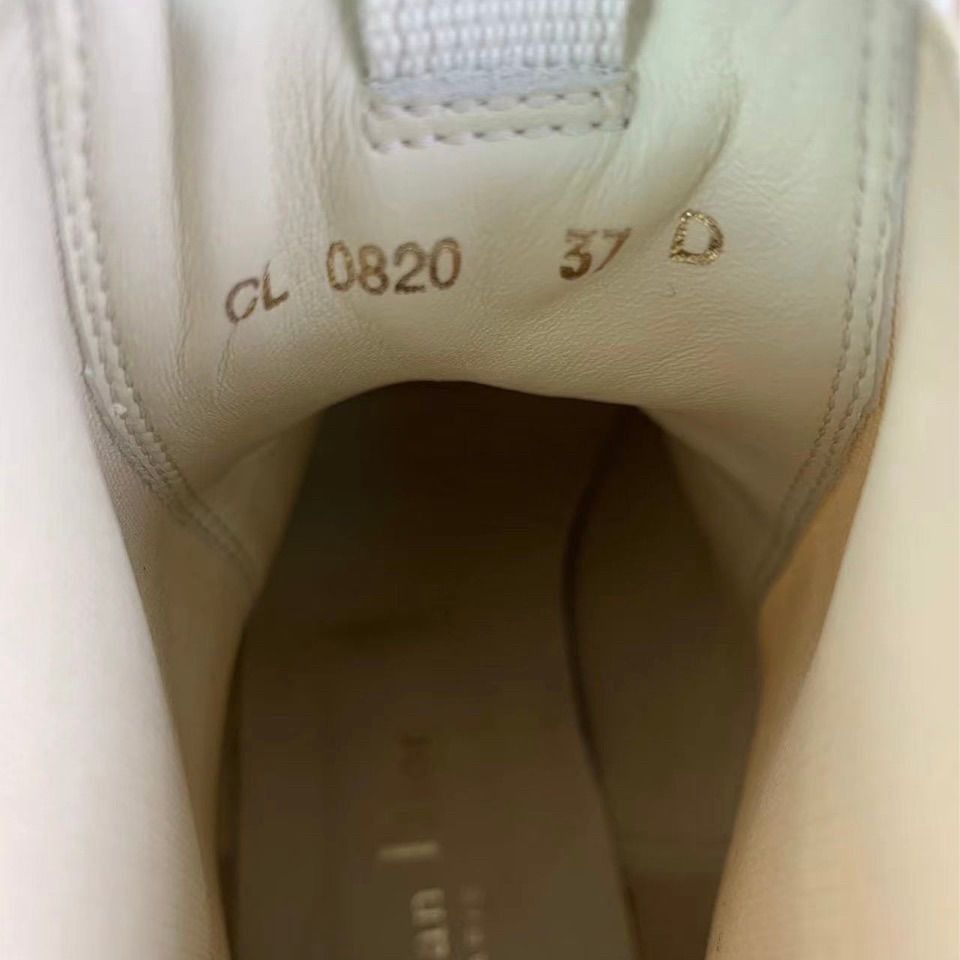 Dior Christian Dior Ladies White Calfskin Chelsea Boots Size 37 Size US 7 / IT 37 - 2 Thumbnail