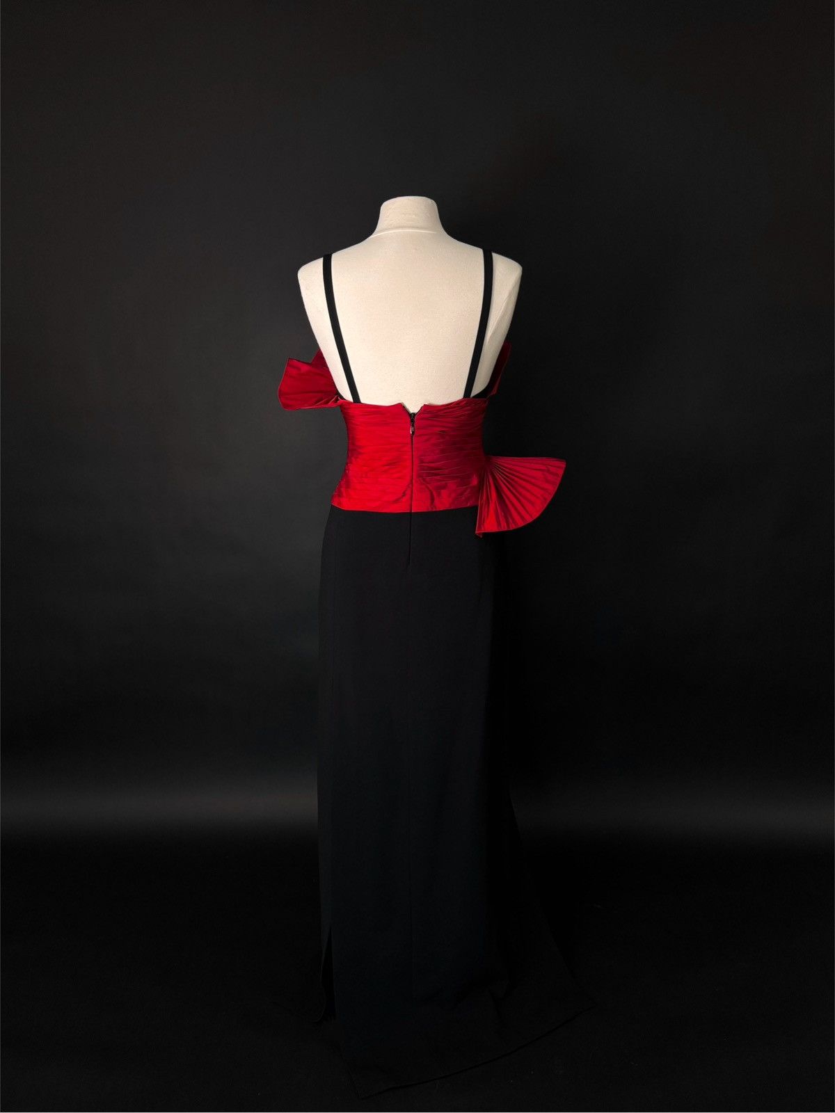 Other Size US 8 ELIE SAAB Red Crepe and Taffeta Pleated Top Gown Size M / US 6-8 / IT 42-44 - 7 Thumbnail
