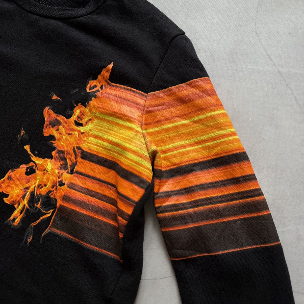 Neil Barrett Neil Barrett Flame Horse Sweatshirt Y2K Size US S / EU 44-46 / 1 - 2 Thumbnail