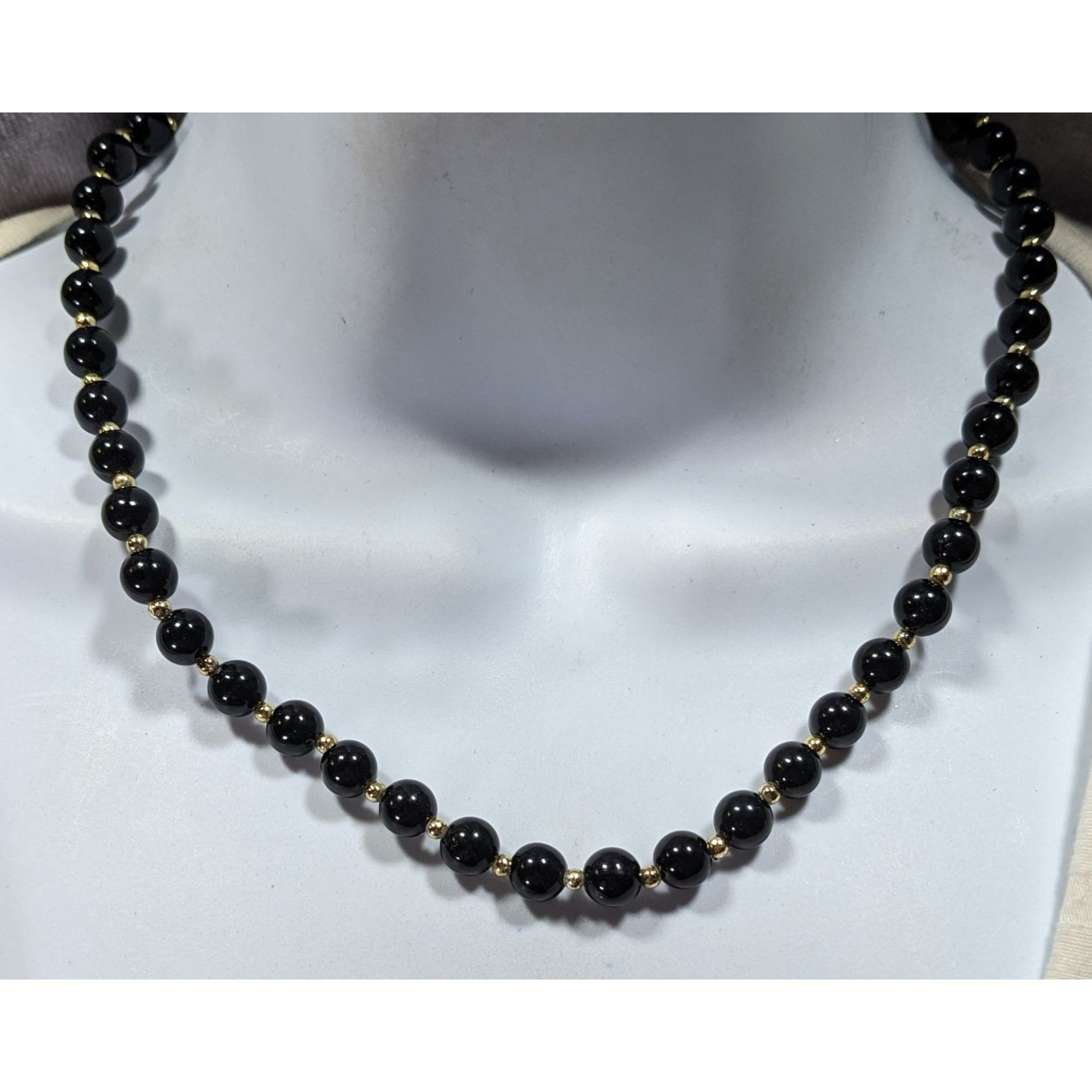 Other Vintage Classic Black And Gold Tone Alternating Beaded Neckl Size ONE SIZE - 4 Thumbnail