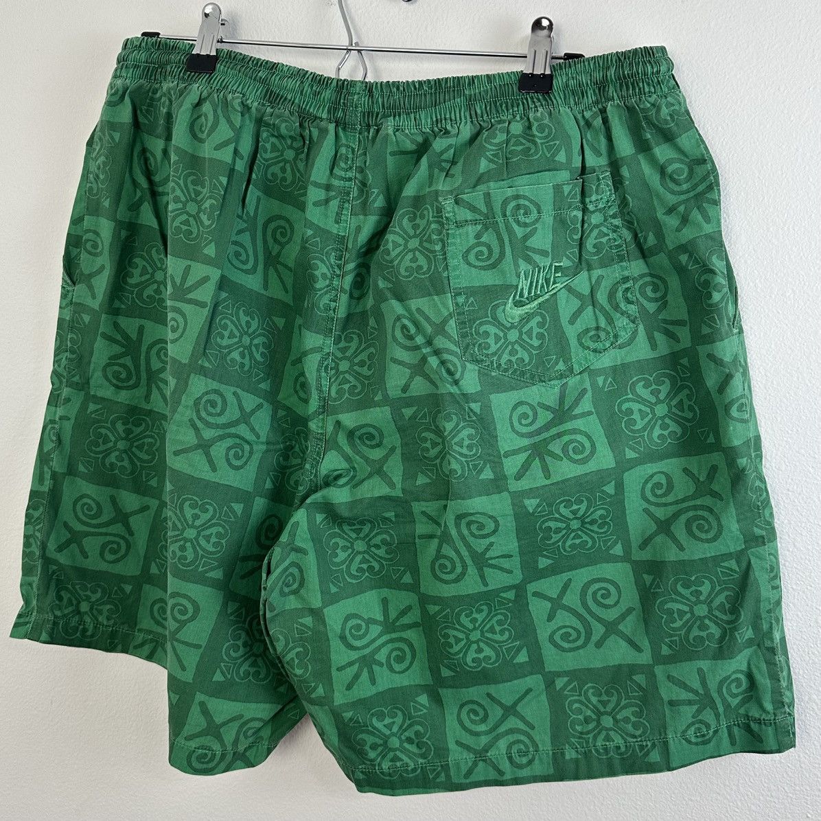 Nike × Vintage Vintage Nike Tribal Shorts Large Size US 32 / EU 48 - 2 Thumbnail