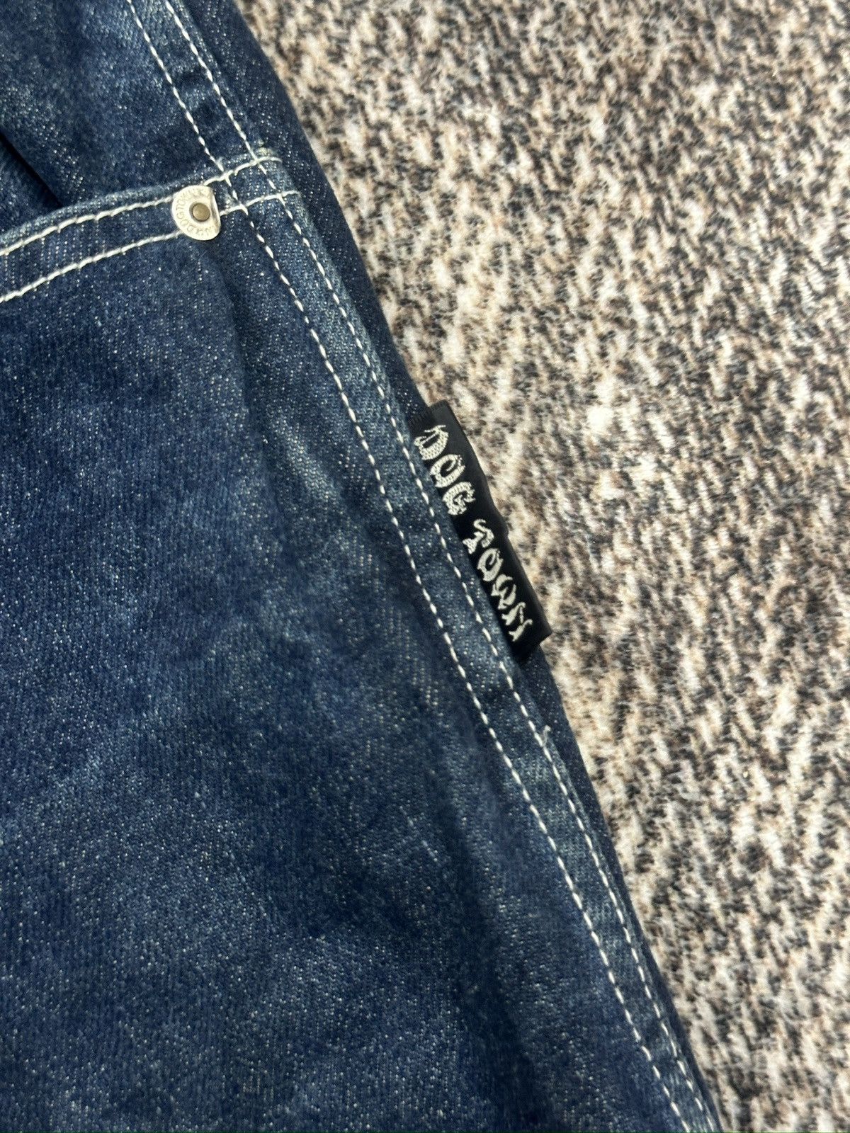 Dogtown × Vintage Vintage Dog Town Black Dragon Skate Baggy Jean Pants Size US 34 / EU 50 - 5 Thumbnail